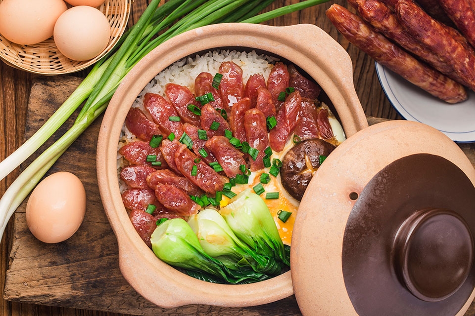 Nấu nồi đất trên bếp ga - Ảnh 04