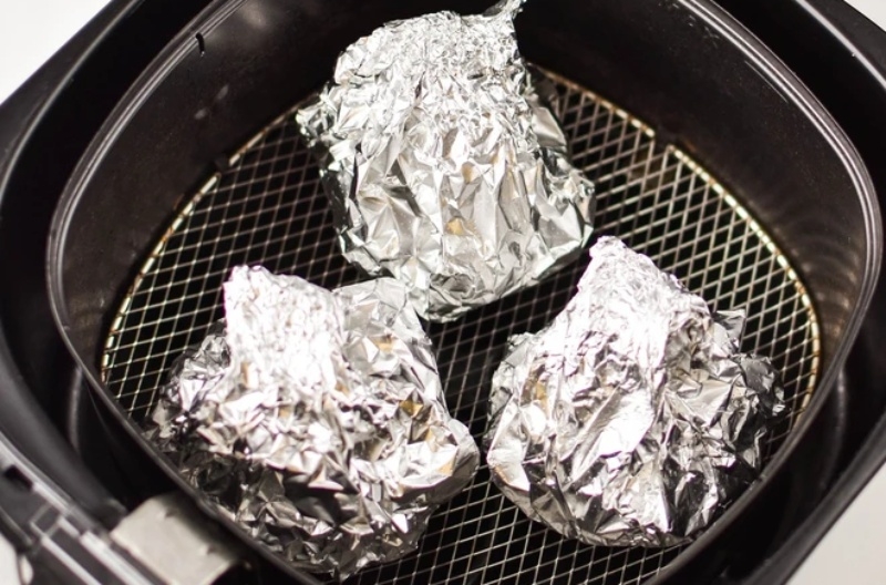 Nấm nướng giấy bạc bằng nồi chiên không dầu hình 3