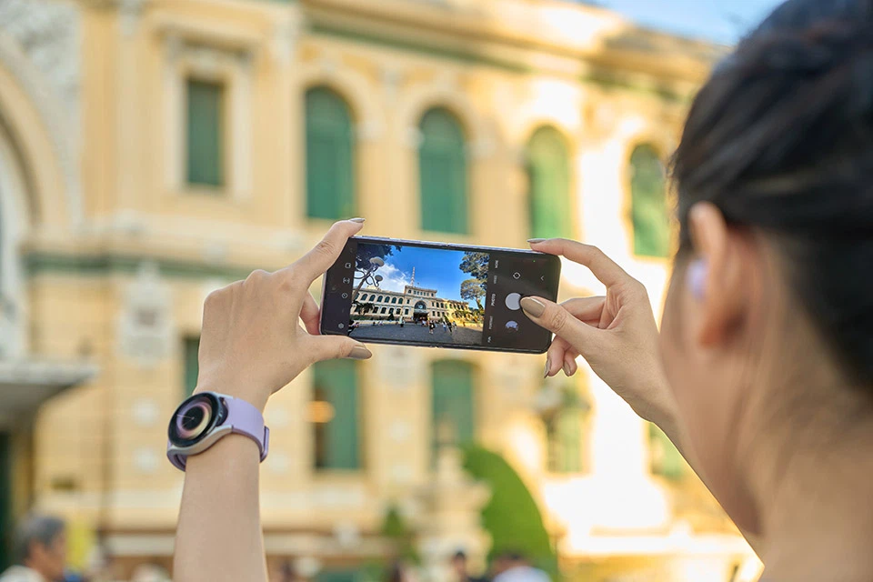 Hệ thống camera 12MP + 12MP chất lượng
