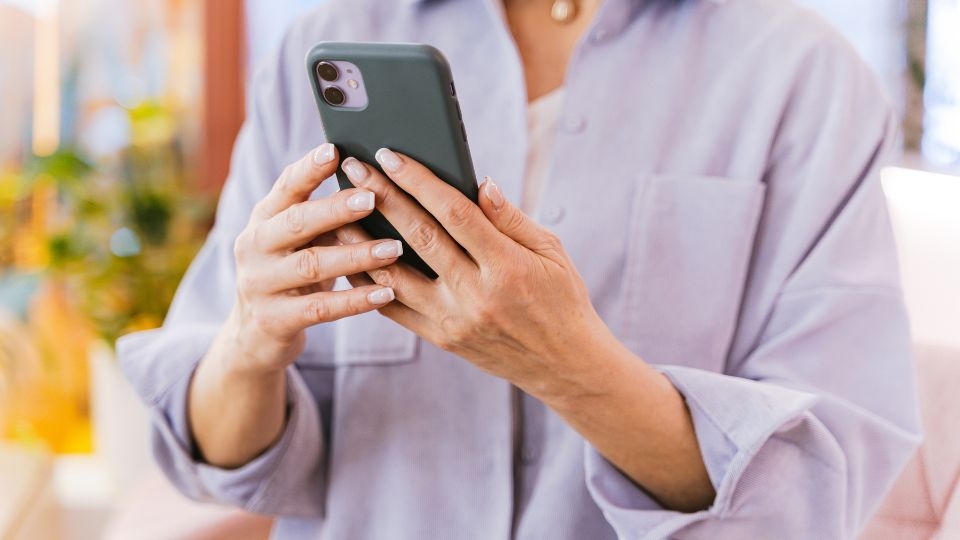 Việc cài đặt cuộc gọi chờ trên iPhone giúp bạn không bỏ lỡ bất cứ cuộc điện thoại nào