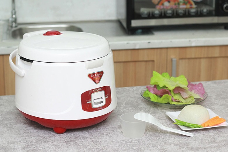 Cuckoo Hàn Quốc nhỏ gọn, Sharp Nhật dung tích lớn