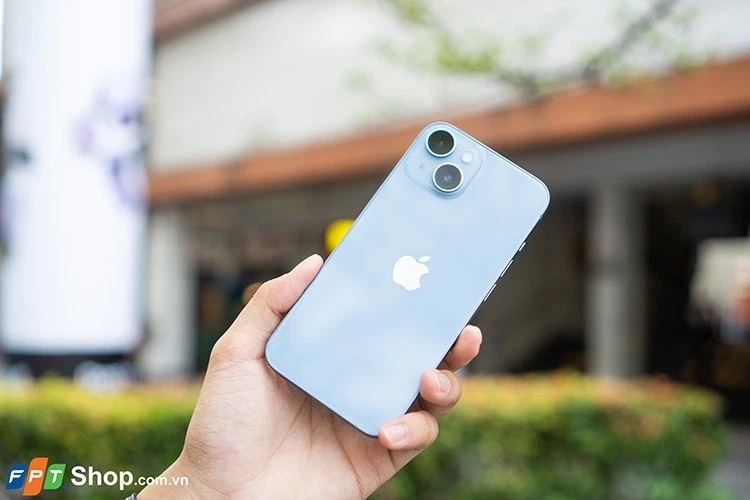 So sánh iPhone 14 và OPPO Find N2 Flip (ảnh 6)