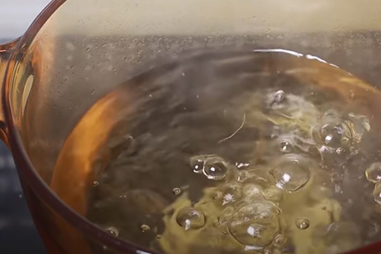 Chia sẻ 2 cách làm chè khúc bạch đơn giản tại nhà cho chị em đam mê nấu nướng (Hình 4)