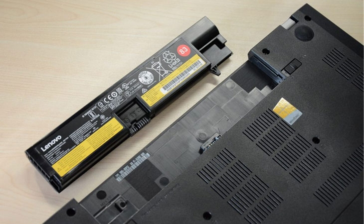 Pin laptop có tuổi thọ từ 2 - 3 năm
