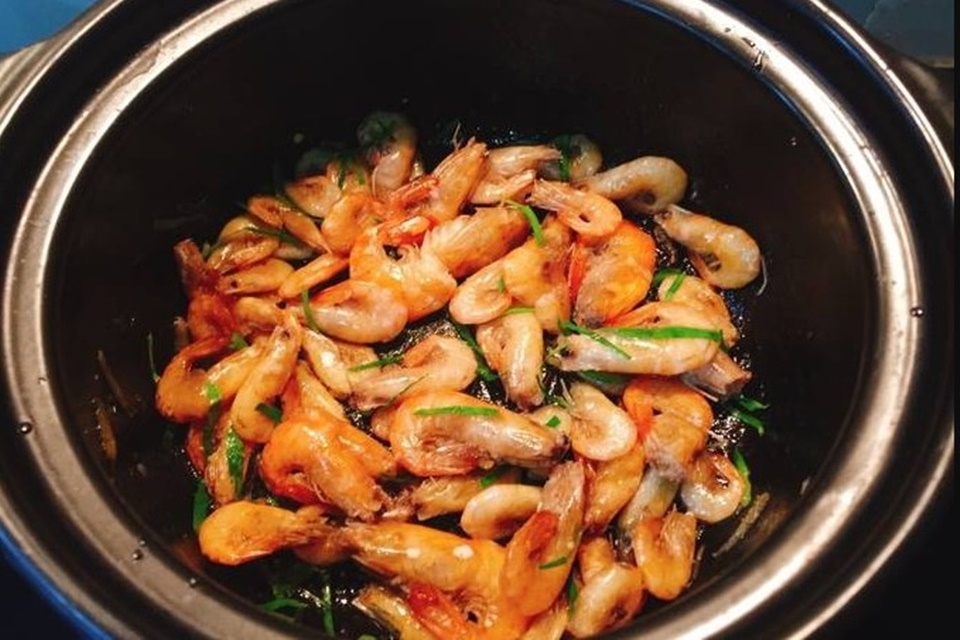 Cách rang tôm ngon chuẩn vị miền bắc