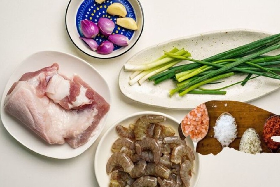 Nguyên liệu làm món tôm rang thịt ba chỉ