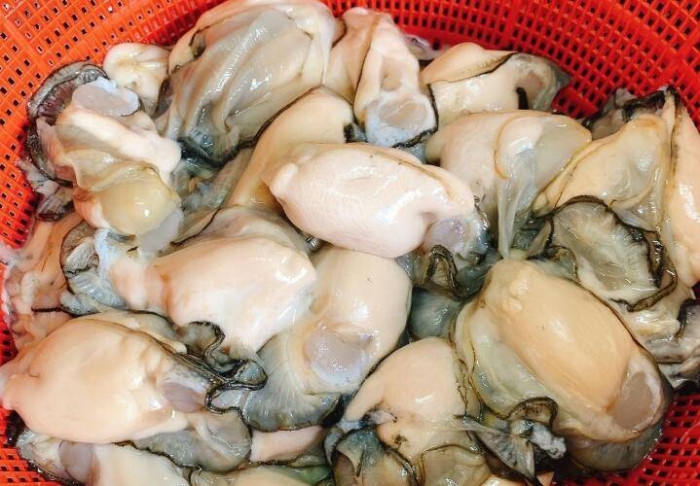 Thịt hàu cắt nhỏ