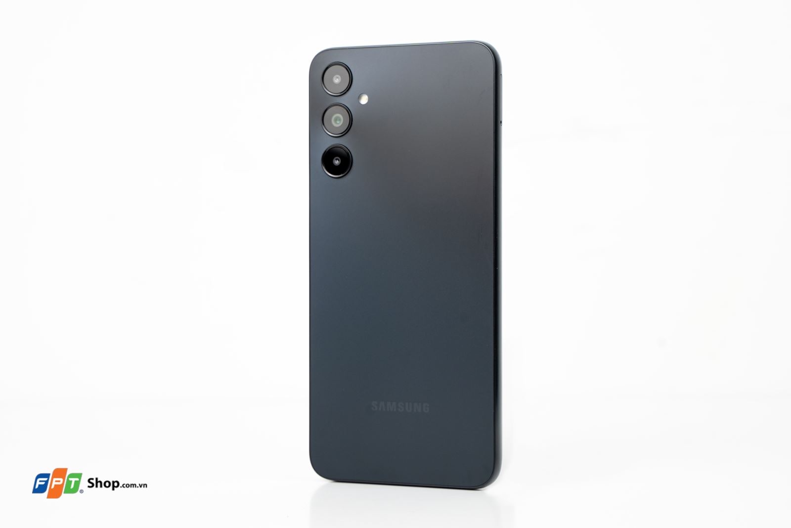 Trên tay Galaxy A05s (ảnh 2)