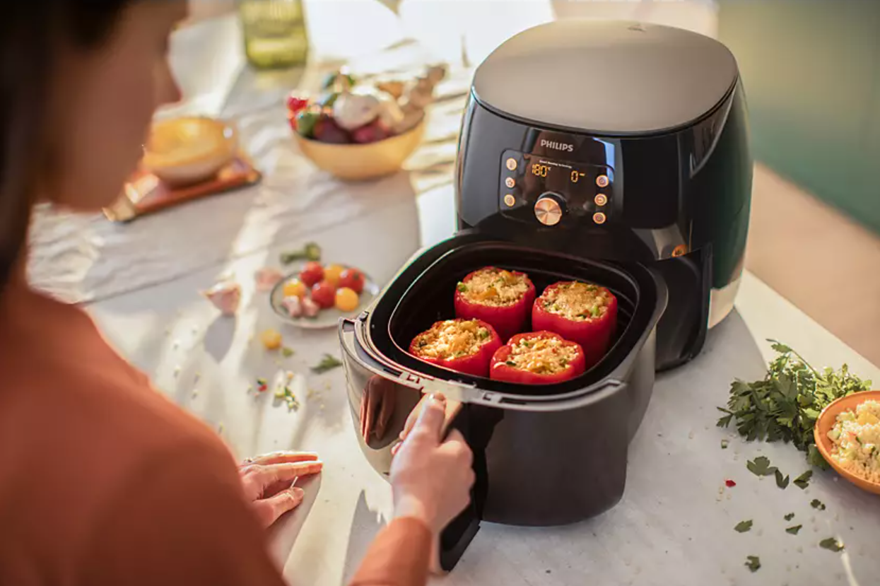 So sánh nồi chiên không dầu Philips và Kalite 5