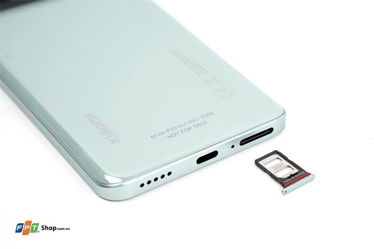 Trên tay Xiaomi 13T: Màn hình AMOLED 6.7 inch sắc nét, sạc nhanh siêu tốc (Hình 8)