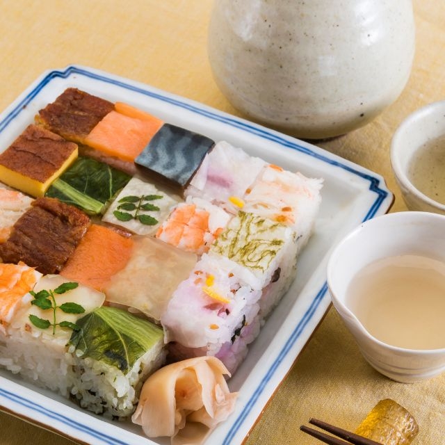 sushi - hình 4
