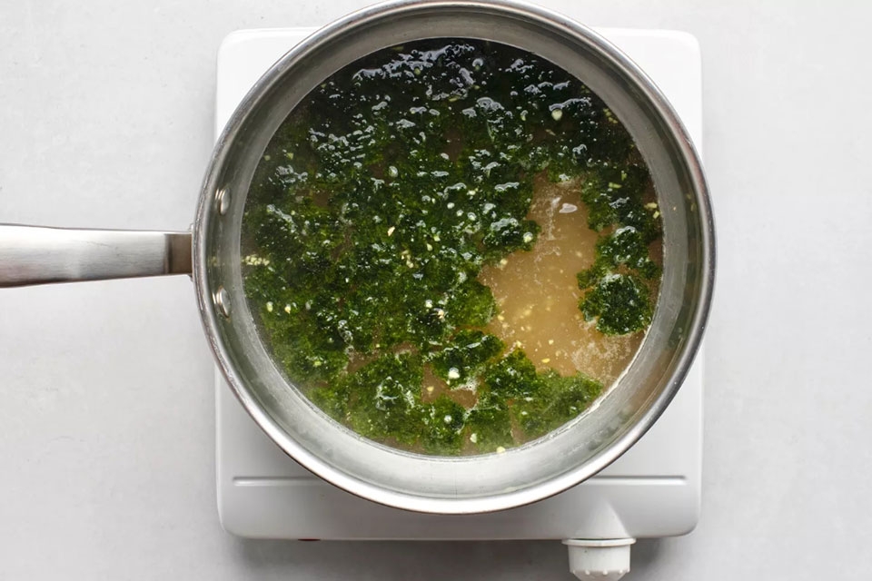 Cách làm canh rong biển trứng - Ảnh 03