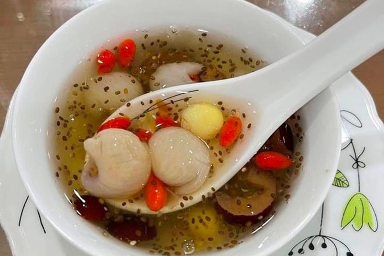 Cách nấu chè dưỡng nhan thơm ngon, bổ dưỡng, đẹp da chị em nhất định phải biết (Hình 4)