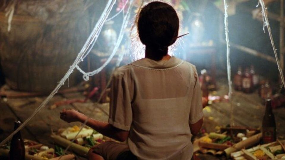 Đây là bộ phim ma kinh dị kể về trải nghiệm của nhóm học sinh tại nhà một người bạn vào đêm khuya