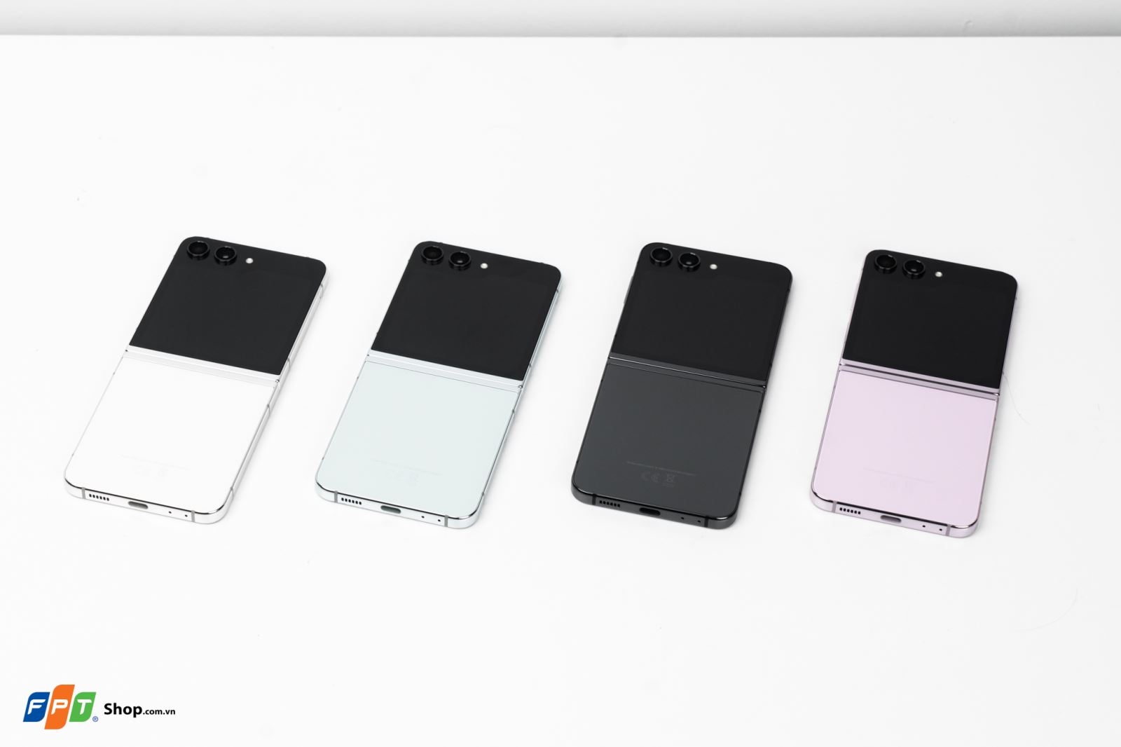 Đồ công nghệ - Món quà hiện đại cho ngày 8/3