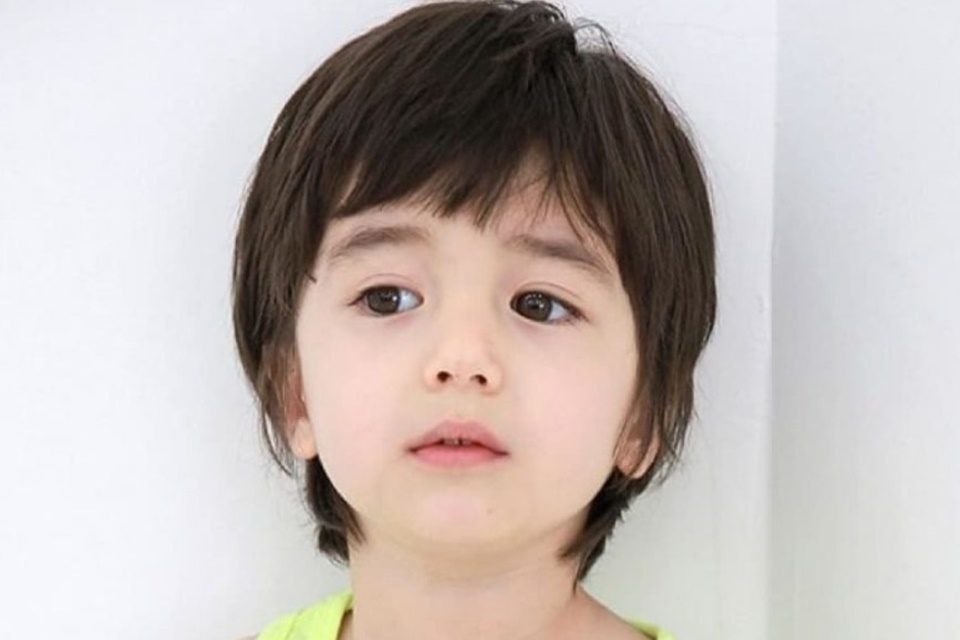 Kiểu tóc tém cá tính cho bé gái