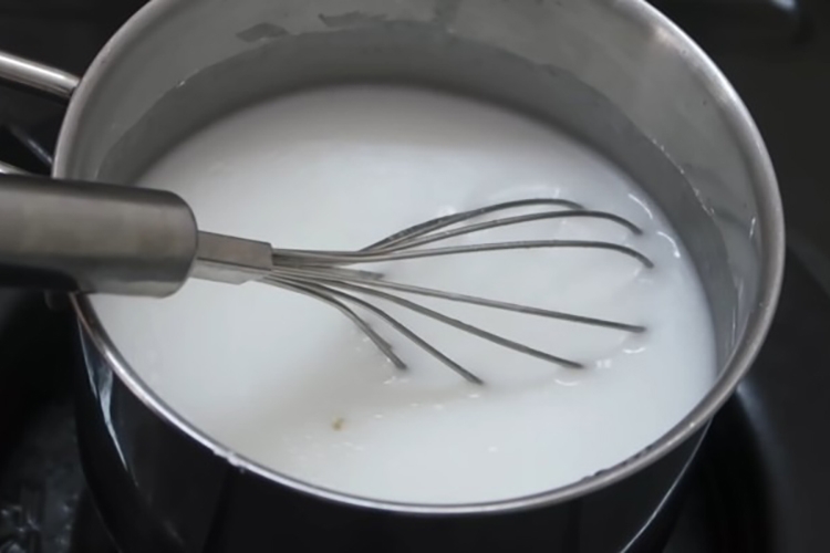 Chia sẻ cách nấu chè ngô cốm nước cốt dừa, ngọt thơm béo ngậy, cả nhà thích mê (Hình 6)