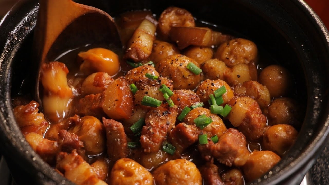 Đun và nêm nếm món thịt lại lần nữa