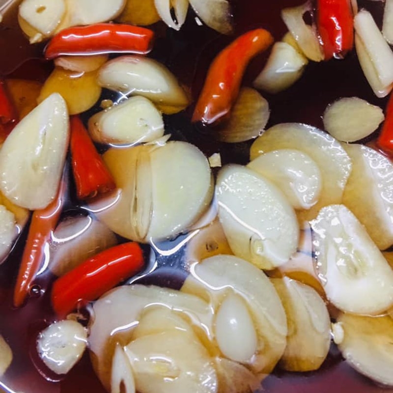 Đun nước mắm tỏi ớt