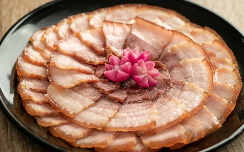 Thịt ngâm nước mắm mằn mặn thơm nức mũi