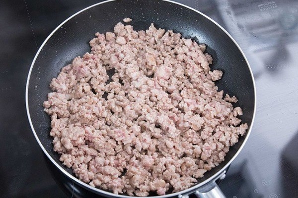 cách nấu cháo thịt bằm 5