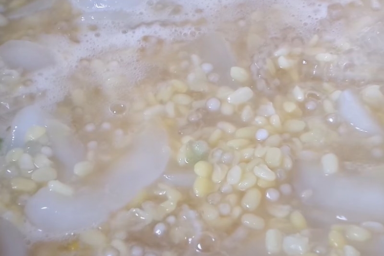 Vào bếp làm ngay món chè thốt nốt nước cốt dừa ngọt thanh, béo ngậy ngon “bá cháy” (Hình 6)