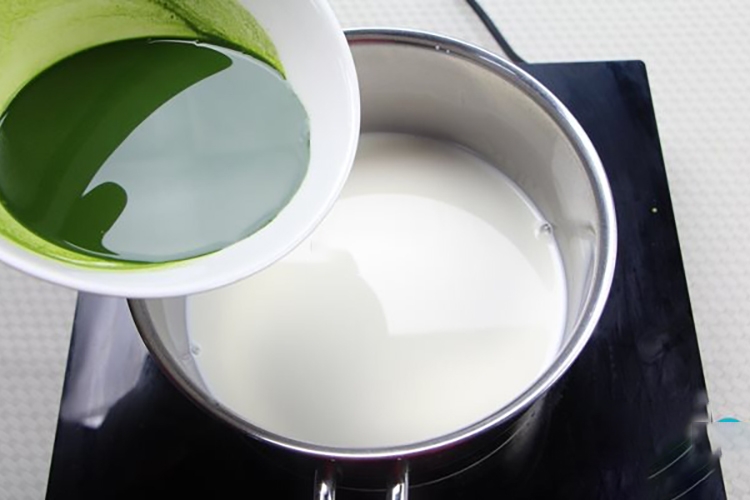 Chia sẻ cách làm trà sữa matcha thơm ngon: Tín đồ mê matcha không thể bỏ qua (Hình 4)