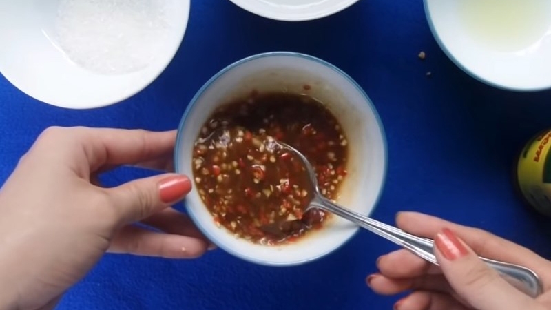 Cách làm nước chấm ốc mắm nêm