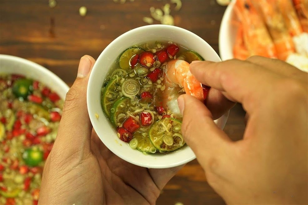 luộc tôm bao nhiêu phút 5