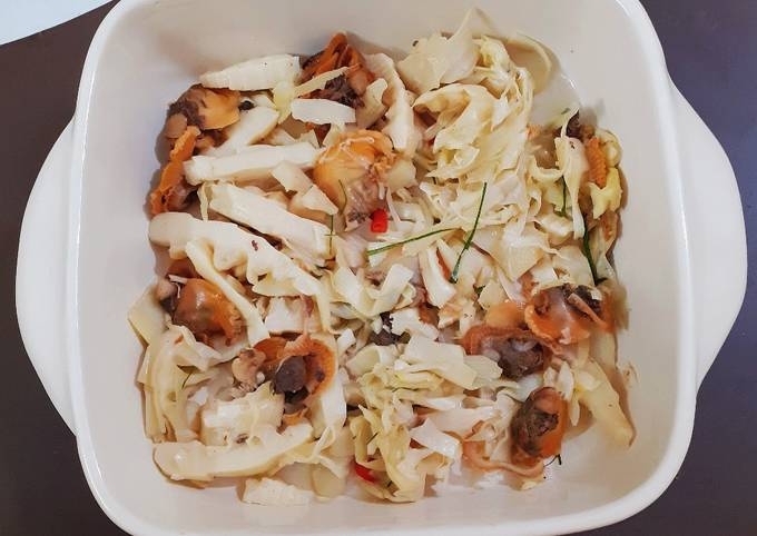 sò huyết xào măng