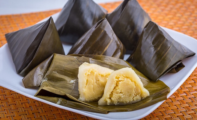 Bánh ít nhân đậu xanh ngọt ngon, thơm nức mũi