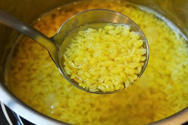 Nấu chín đậu xanh