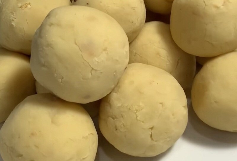 Vo viên nhân đậu xanh