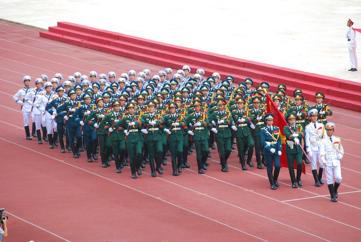 ngày truyền thống vũ trang hà nội