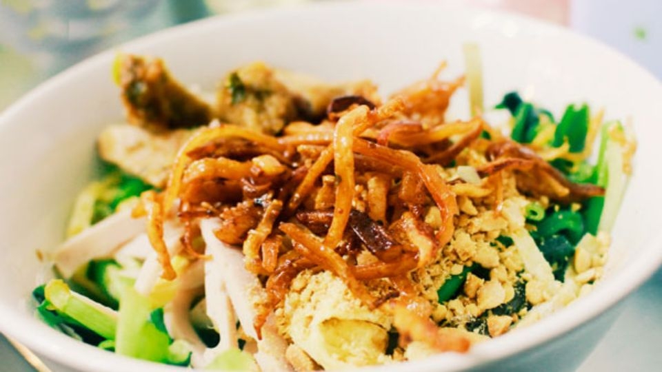 Miến trộn mực chiên giòn lạ miệng, thơm ngon