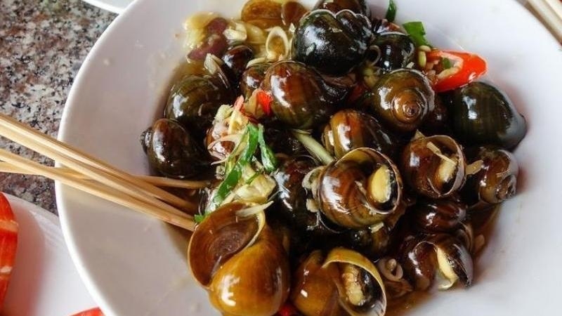 Món ốc bươu xào sả ớt kiểu Thái cay the, đậm vị và dễ làm