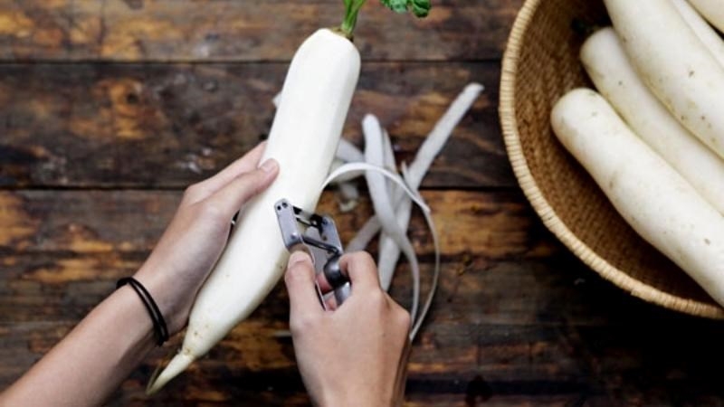 Củ cải trắng cắt khoanh nhỏ