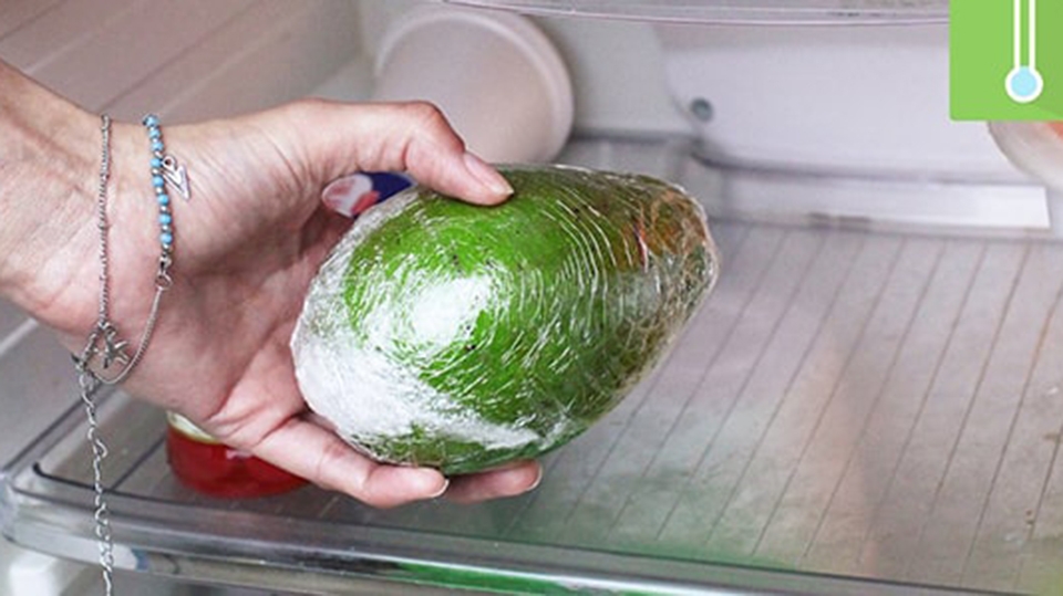 Mẹo bảo quản bơ chín