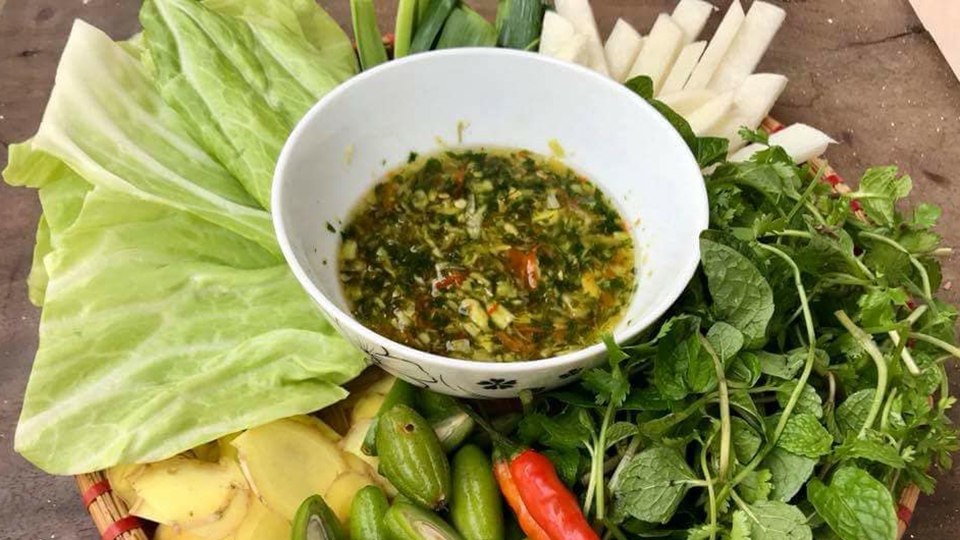 Chẩm chéo rau mùi