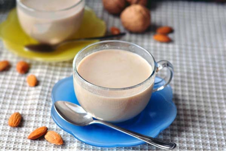 Sữa hạnh nhân cacao thơm béo, lạ miệng