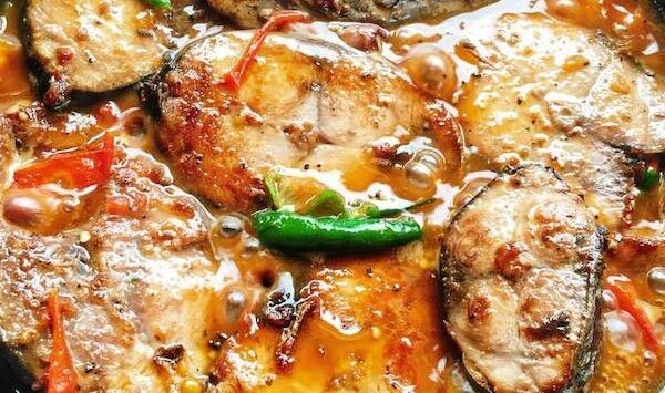 Kho cá đến khi nước cô cạn lại