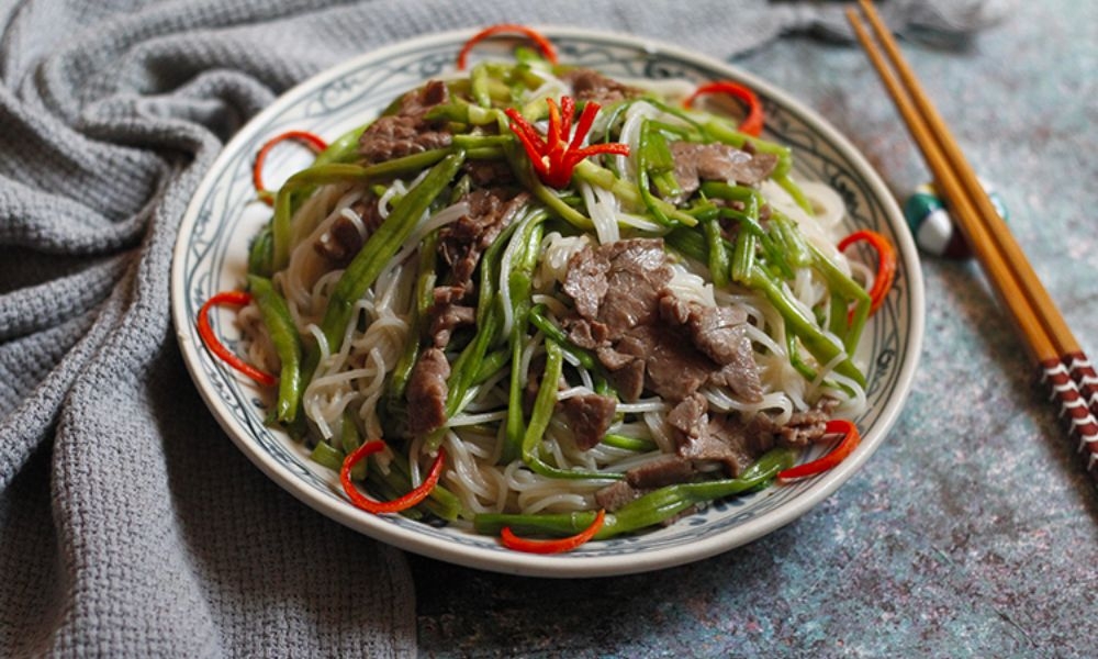 bún xào cần
