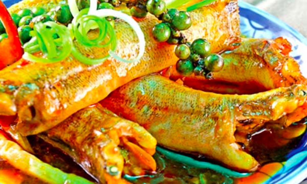 cá bống kho nước dừa thơm ngọt