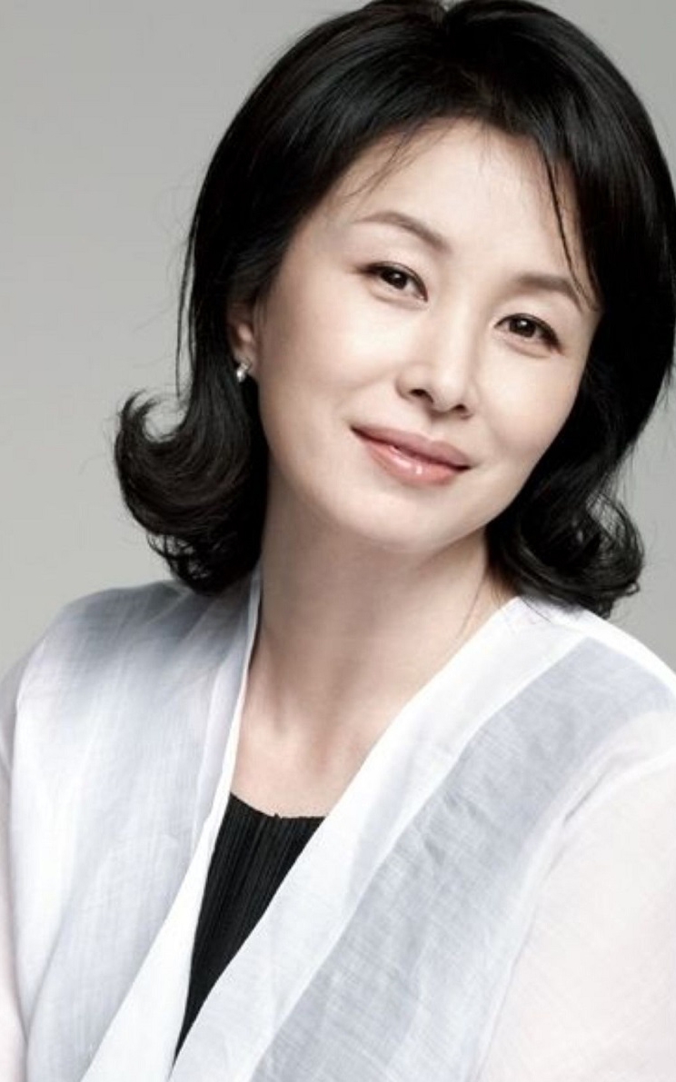 những kiểu tóc đẹp cho phụ nữ tuổi 50 - Hình 8