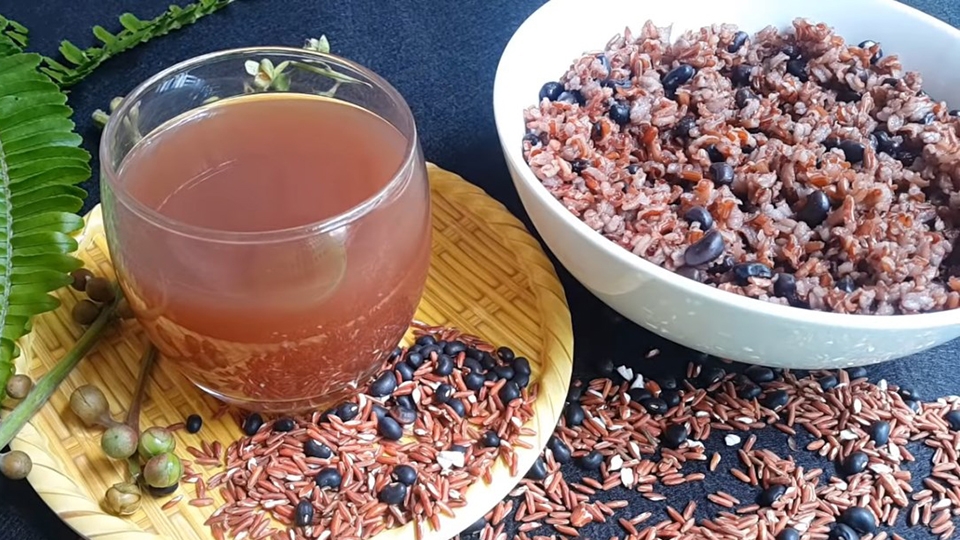 cách nấu trà gạo lứt đậu đen (ảnh 7)