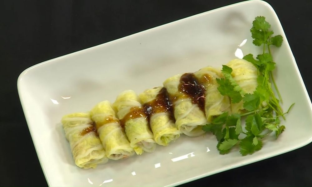 Cải thảo cuộn tôm cá mới lạ, hấp dẫn