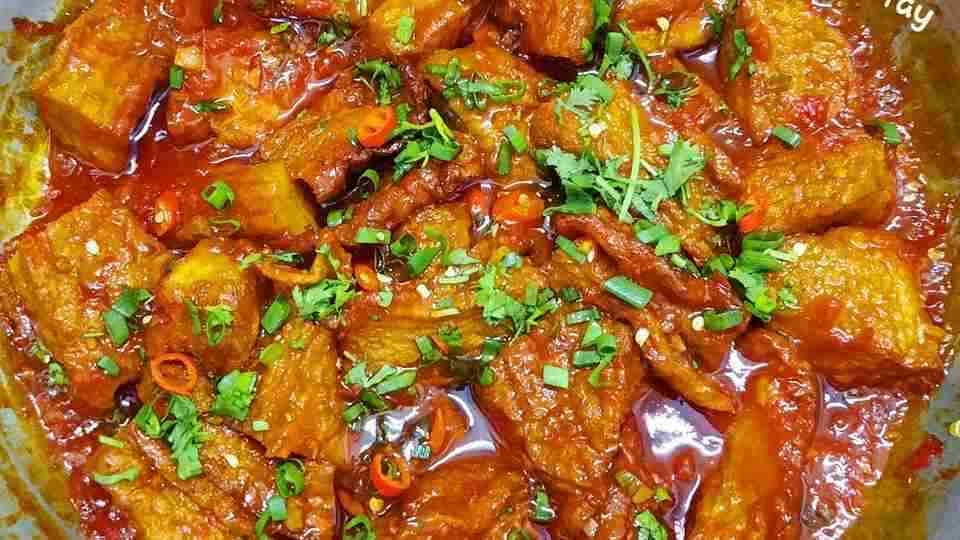 Hòa trộn các thực phẩm đã chế biến lại với nhau