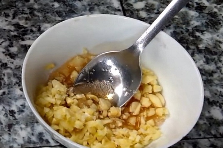 Pha mắm tỏi