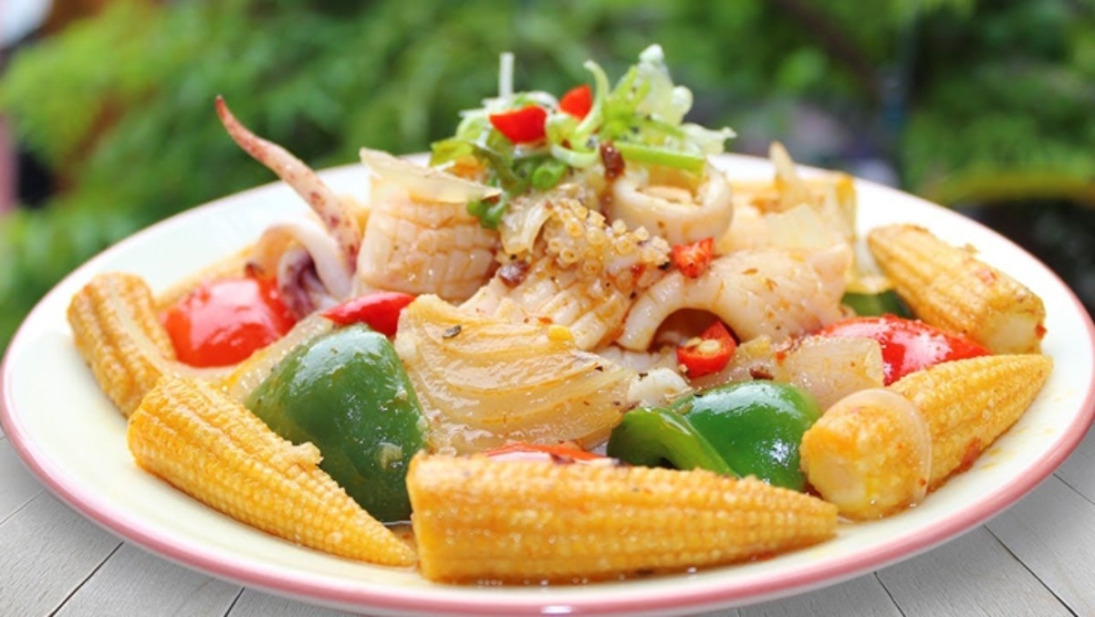 mực xào rau củ quả 1