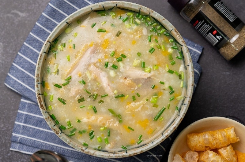 Cháo gà bí đỏ